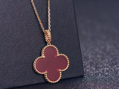 CLOVER GOLD NECKLACE