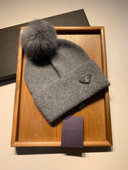 BEANIE HAT IN DOVE GRAY WOOL AND RABBIT FUR 361434