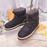 PILLOW COMFORT ANKLE BOOTS IN BLACK NYLON