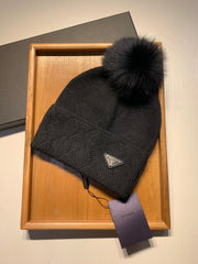 BEANIE HAT IN BLACK WOOL AND RABBIT FUR 361438