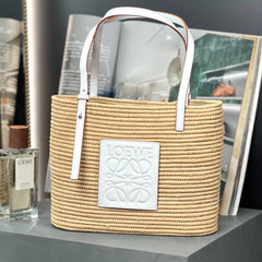 SMALL SQUARE 28 BASKET BAG IN RAFFIA AND WHITE CALFSKIN