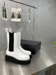 LUG CHELSEA BOOT IN WHITE CALFSKIN