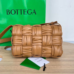 CASSETTE 28 IN MEDIUM BROWN SOFT LAMBSKIN