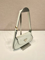 FLAP BAG 25 IN WHITE SMOOTH CALFSKIN TRIANGLE LOGO