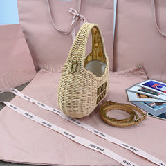 WANDER WICKER BAG 20 IN TAN RATTAN