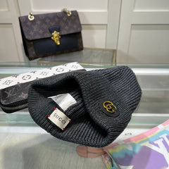 BEANIE HAT IN BLACK WOOL 395841