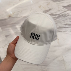 MM BASEBALL CAP IN WHITE FABRIC EMBROIDERED LOGO STYLE 3