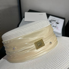 MM STRAW HAT IN WHITE WITH RHINESTONE EMBELLISHED