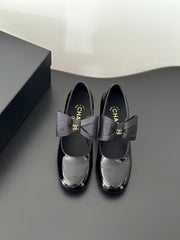 CC MARY JANE PUMPS PATENT CALFSKIN GROSGRAIN BLACK