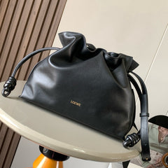 LOE MEDIUM 30 FLAMENCO KNOT IN BLACK LAMBSKIN GLOGO