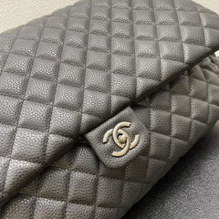 CC CLASSIC FLAP BAG 46 IN BLACK QUILTED CALFSKIN