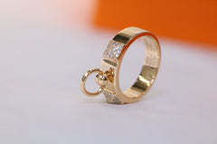 H COLLIER DE CHIEN DIAMOND ROSE GOLD BAND RINGS