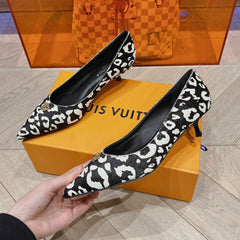 LV SINGLE LOW HEEL PUMP WHITE LEOPARD