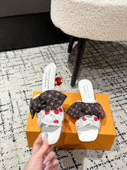 LV CHERRY HIGH HEELS 25S IN WHITE CALFSKIN WITH BOW STYLE 9