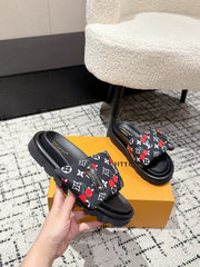 LV MIAMI-STYLE SANDALS 25S IN BLACK FABRIC AND CALFSKIN