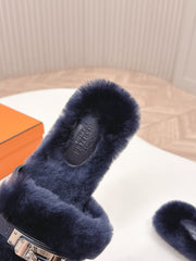 HM 25S ORAN SANDAL IN CHARCOAL NAVY SHEARLING WITH SILVER HARDWARE