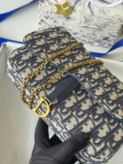 DIOR 25S MEDIUM SADDLE POUCH WITH CHAIN 21 IN BLUE DIOR OBLIQUE JACQUARD CANVAS