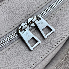 ONTHEGO EAST WEST BAG 25 IN BICOLOR MONOGRAM EMPREINTE LEATHER