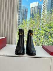 VALENTINO 25S SIGNATURE LOGO BOOTS 60 MM IN BLACK CALFSKIN WITH GOLD HARDWARE