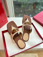 VLTN THONG SANDALS 25S IN BROWN MIX BEIGE LAMBSKIN WITH GOLD HARDWARE