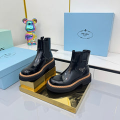 PRADA 25S CHELSEA BOOTS 50MM IN BLACK GLOSSY CALFSKIN