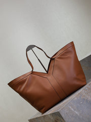 YSL 25S Y TOTE 50 IN CARAMEL CALFSKIN GOLD HARDWARE