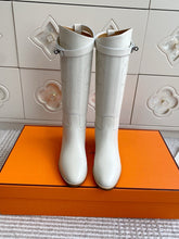 HM 25S JUMPING BOOTS IN WHITE LAMBSKIN WITH SILVER HARDWARE