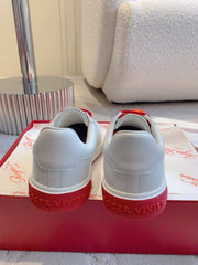 VIV' SKATE WHITE LEATHER SNEAKERS WITH RED LACES AND CARTOON CHARMS