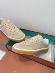SNEAKERS IN LIGHT BEIGE SUEDE WITH CANVAS