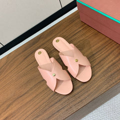FLAT SLIPPERS IN LIGHT PINK CALFSKIN