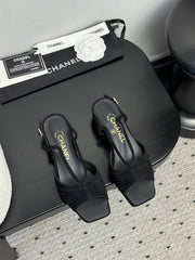 CC HIGH HEELS IN BLACK QUILTED SUEDE