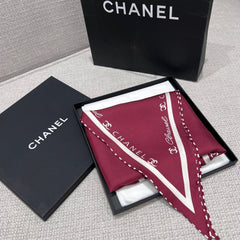 CHANEL 25S SCARF 160 IN SILK 697665
