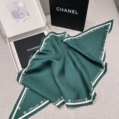 CHANEL 25S SCARF 160 IN SILK 697662