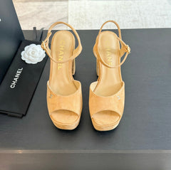 HIGH HEEL PLATFORM SANDALS IN SAND YELLOW SUEDE