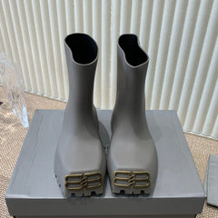 MATTE GRAY SCULPTED RUBBER BOOTS WITH GOLD MONOGRAM