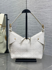 DIOR 25S SMALL VOYAGE BAG 23 IN IVORY FLAT MACROCANNAGE GRAINED CALFSKIN