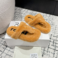 LW SHEARLING THONG SLIPPER IN BRONZE