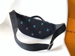 LV 25S DYNAMIC DENIM EMBROIDERED BUMBAG 37 IN BLACK CANVAS