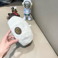 BERRET HAT IN WHITE TWEED 394273