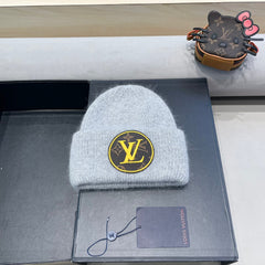 KNITTED BEANIE HAT IN LIGHT GRAY WOOL AND RABBIT FUR 417755