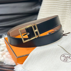 HM NATHAN 32MM REVERSIBLE BELT IN BLACK AND TAN LEATHER GOLD BUCKLE
