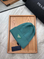 BEANIE HAT IN TEAL GREEN WOOL 332392