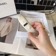 HEADBAND EMBELLISHED FLOWER AND PEARL IN IVORY WHITE SILK 194316