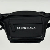 EVERYDAY BELTPACK 40 IN BLACK GRAINED CALFSKIN