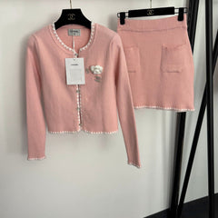 CHANEL 25S KNIT SET WITH CARDIGAN AND MINI SKIRT 331