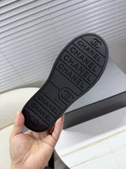 CHANEL 25S TRAINERS BLACK 35MM IN GLITTERED TWEED AND PATENT CALFSKIN