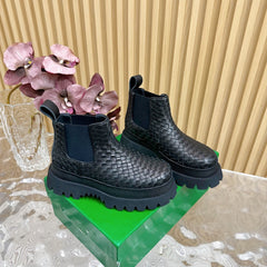 FIREMAN ANKLE BOOT IN BLACK CALFSKIN WITH WOVEN DESIGN