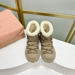 LACE-UP ANKLE BOOTS IN BEIGE SUEDE AND FLEECE LINING