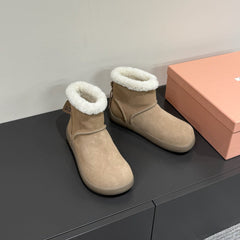 ANKLE BOOTS IN DESERT BROWN SUEDE AND FLEECE LINING