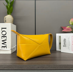 PUZZLE FOLD WASH 22 BAG IN BANANA YELLOW SHINY CALFSKIN